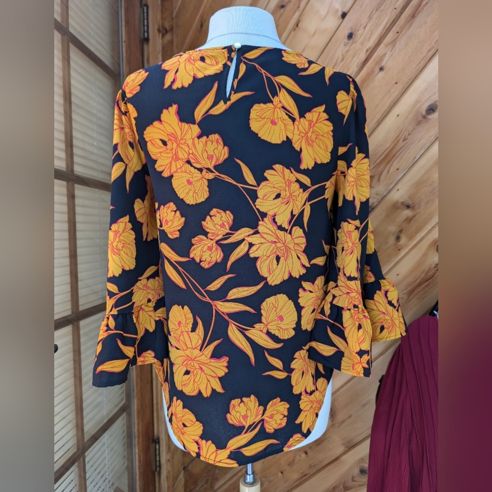 Apt. 9 floral blouse - Picture 5 of 8